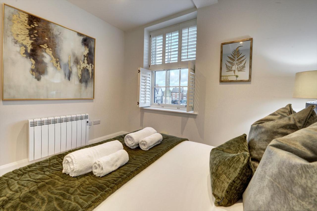 The Penthouse - Allocated Parking With City Views Ripon Esterno foto
